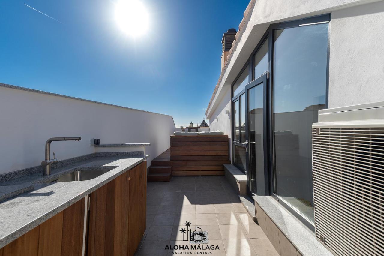 Luxury Duplex With Pool And Padel Court In Town Apartment Malaga Exterior photo