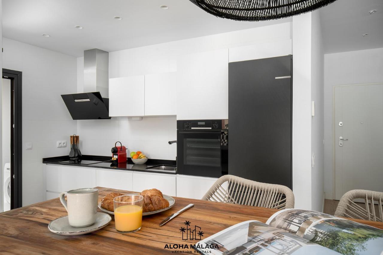 Luxury Duplex With Pool And Padel Court In Town Apartment Malaga Exterior photo